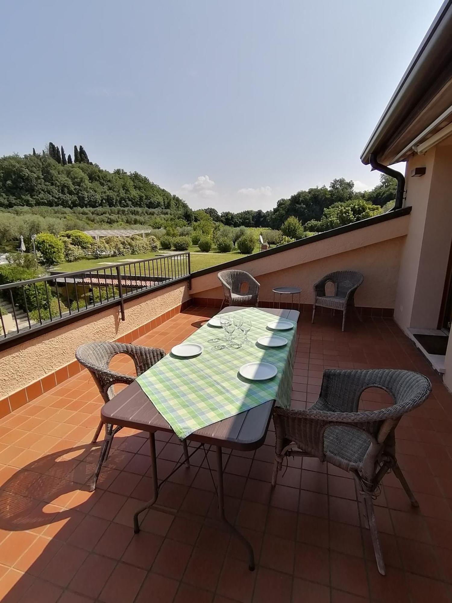 Casa Ghirlanda Con Piscina E Campo Da Tennis Lazise Esterno foto